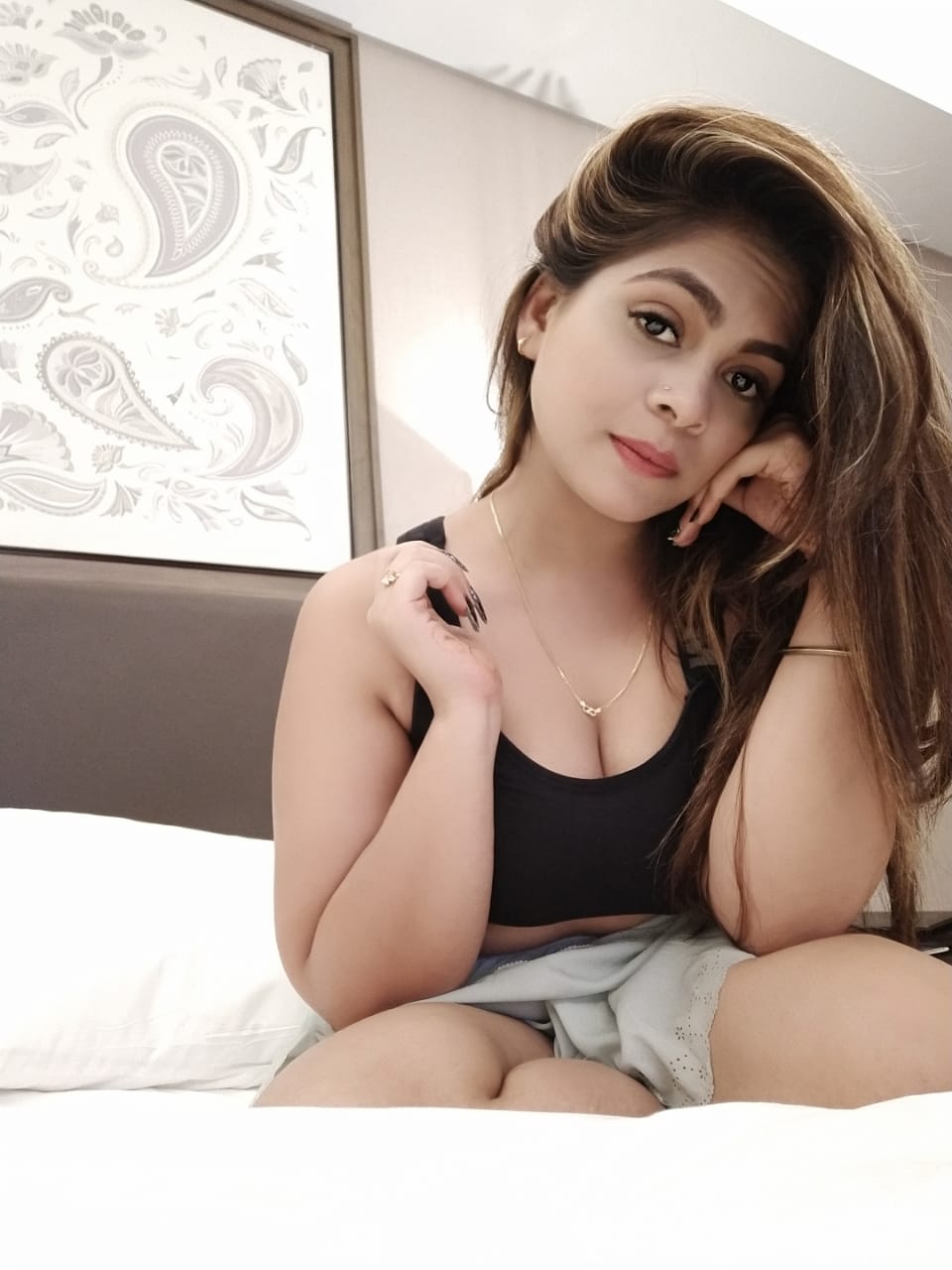 Chandigarh...Sonia Best call girl service in low price and high profile girl available hotel and home service