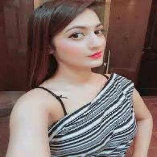 Seema - Delhi Vip call girls available models, college girls and housewife book now